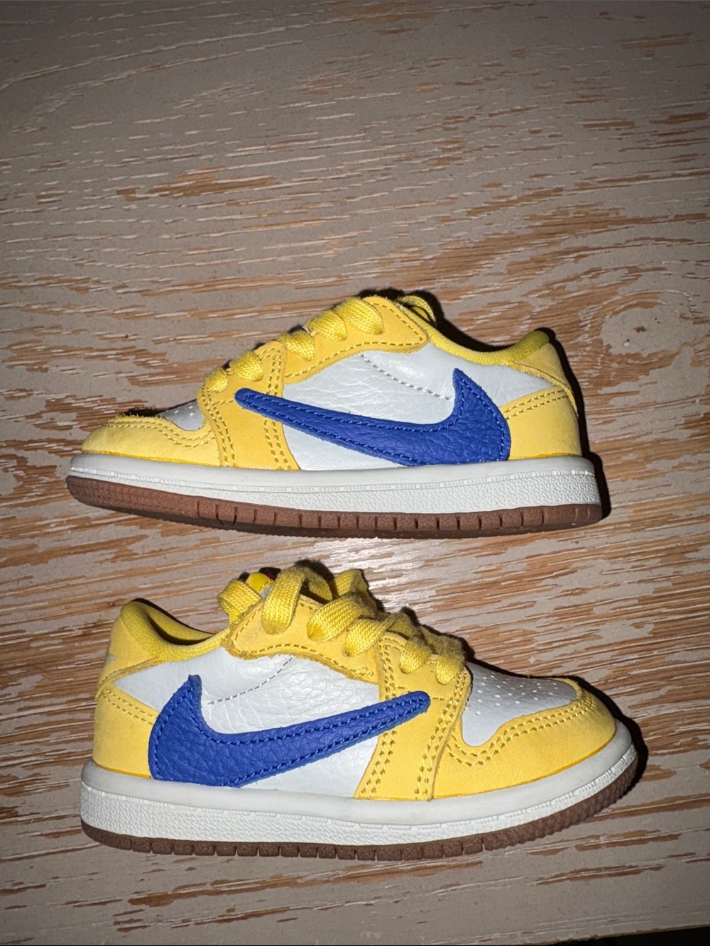 Jordan 1 Low Travis Scott Canary Yellow Toddler
